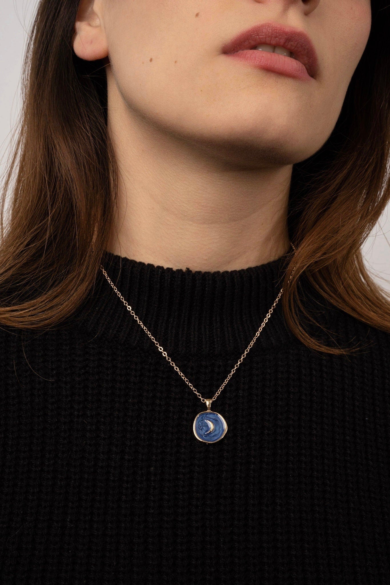 Moon Round Pendant Charm Necklaces