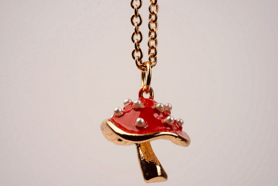 Unique Mushroom Necklace, Cute, Gold Mushroom Pendant, Sweet Clavicle Chain